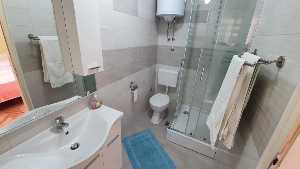 Double Rooms Tomica 2 With Balcony Baška Exterior foto